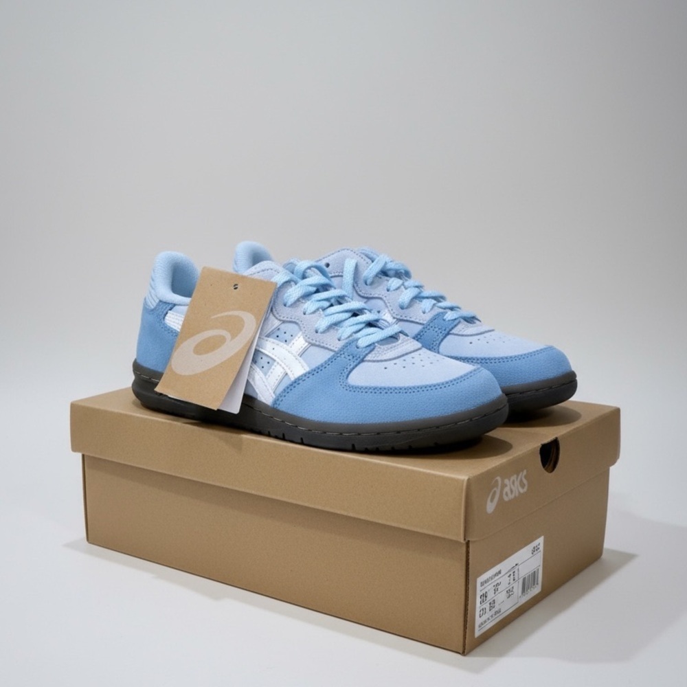 ASICS Skyhand OG/ Light Blue/White Sneakers NWT - Picture 2 of 9